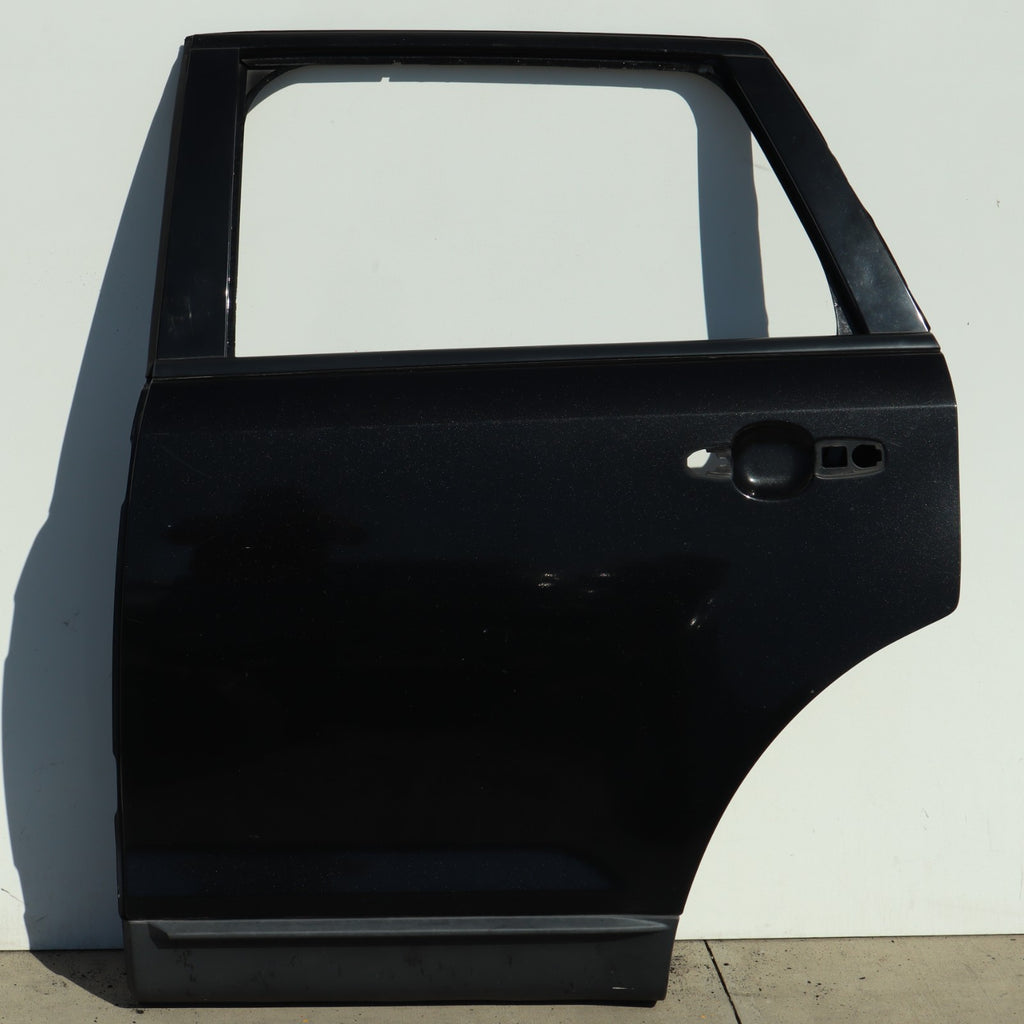 2011 - 2014 FORD EDGE REAR LEFT DRIVER SIDE DOOR SHELL OEM ONLY PICK UP!!!