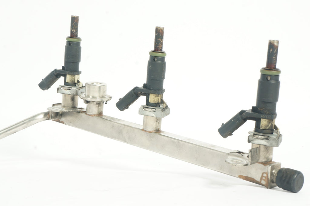05-12 Mercedes W203 C230 SLK280 SLK300 Fuel Injector Rail w/ Fuel Injectors OEM