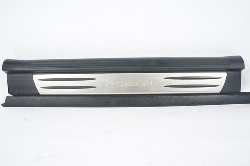 05-11 Mercedes R171 SLK280 SLK300 Door Step Sill Right Passenger Side OEM