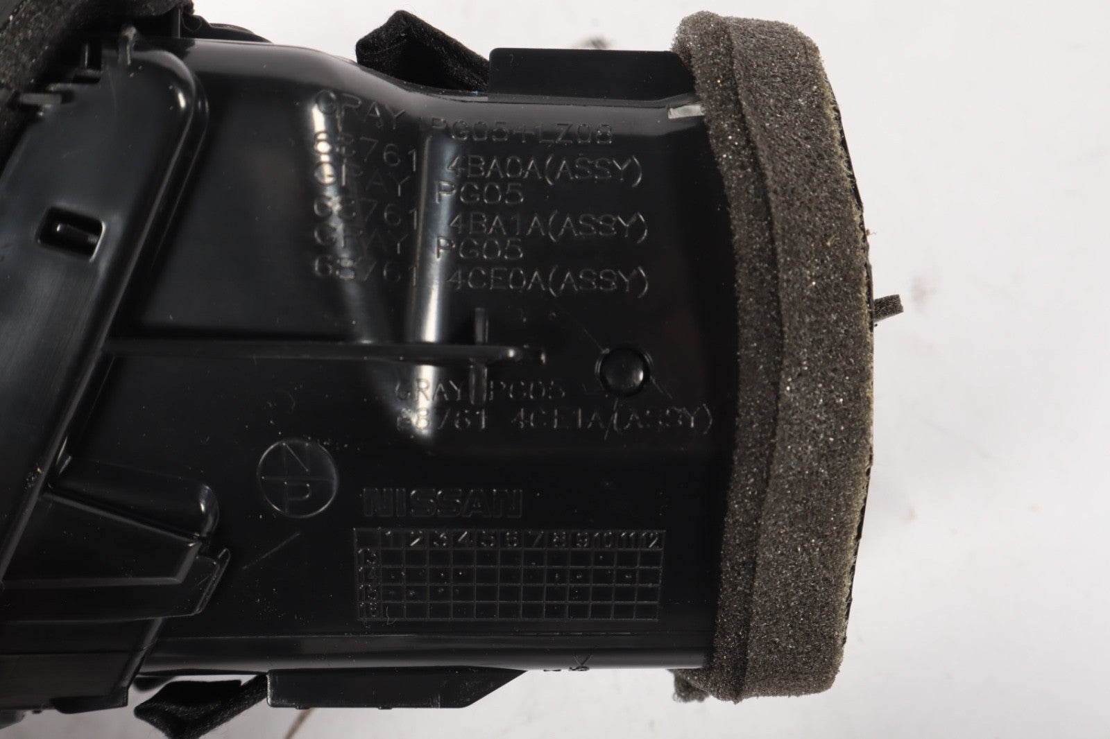 2016-2021 NISSAN MAXIMA LEFT SIDE DASH OUTER AC HEATER AIR VENT GRILLE OEM