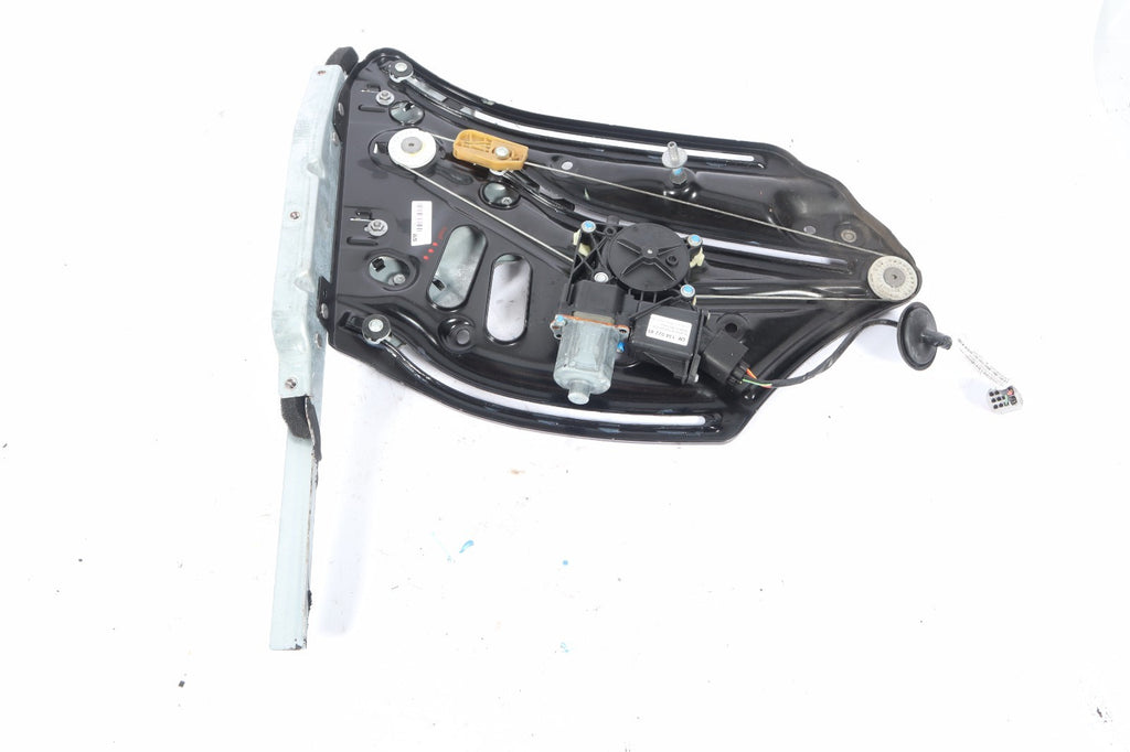2016-2019 BUICK CASCADA REAR DRIVER QUARTER WINDOW REGULATOR OEM 13366913