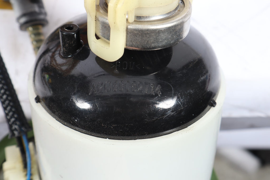 2010 - 2016 LAND ROVER RANGE ROVER FUEL PUMP ASSEMBLY OEM