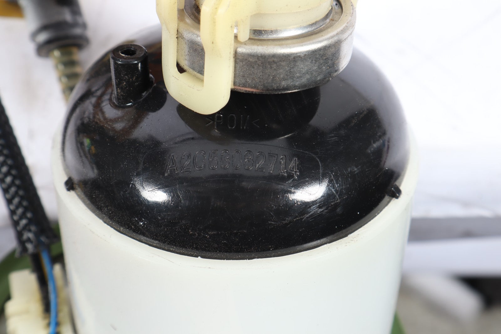2010 - 2016 LAND ROVER RANGE ROVER FUEL PUMP ASSEMBLY OEM