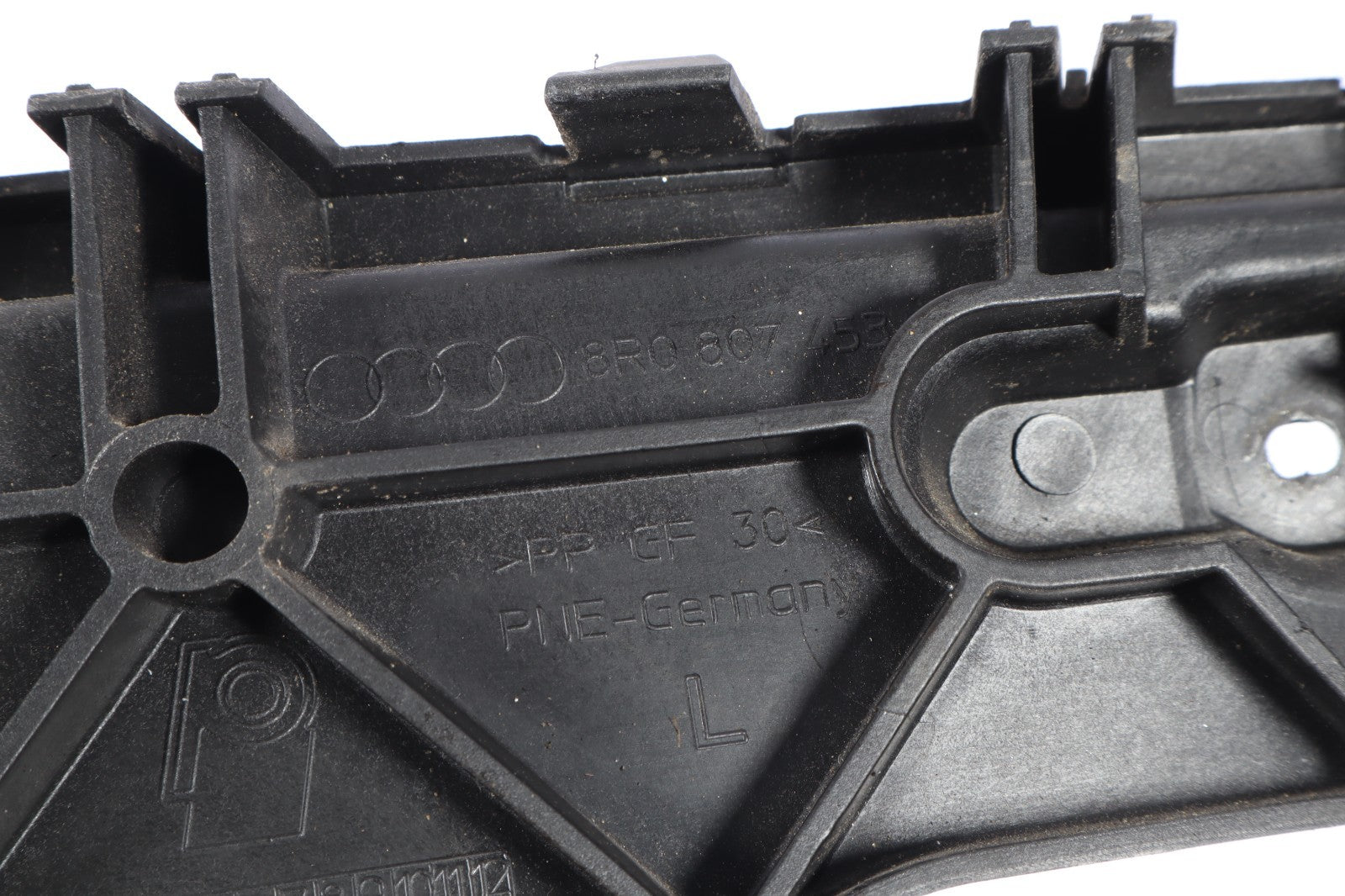 2009-2017 AUDI Q5 FRONT LEFT BUMPER GUIDE BRACKET OEM 8R0807453