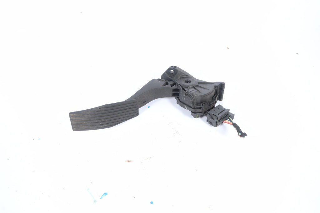 2016–2019 BUICK CASCADA ACCELERATOR GAS PEDAL OEM 13252702