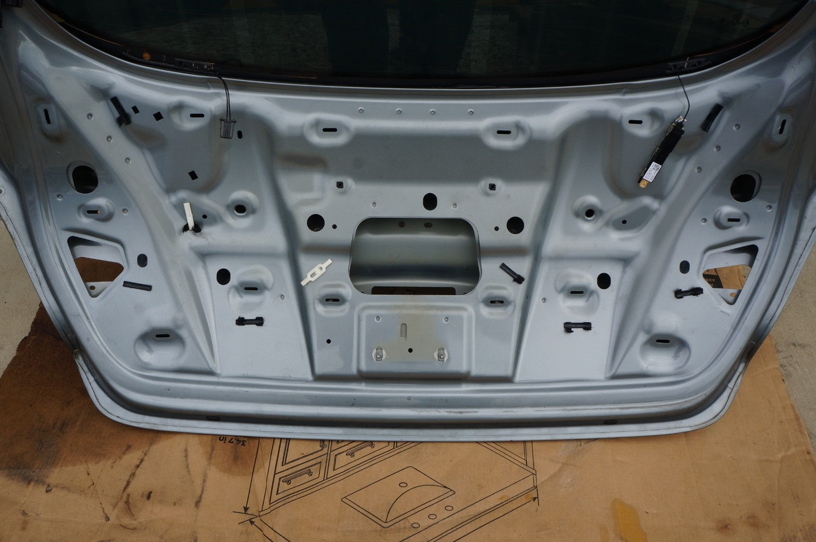 2012-2018 AUDI A7 REAR TAILGATE LIFTGATE SHELL PANEL W/ WINDOW GLASS OEM