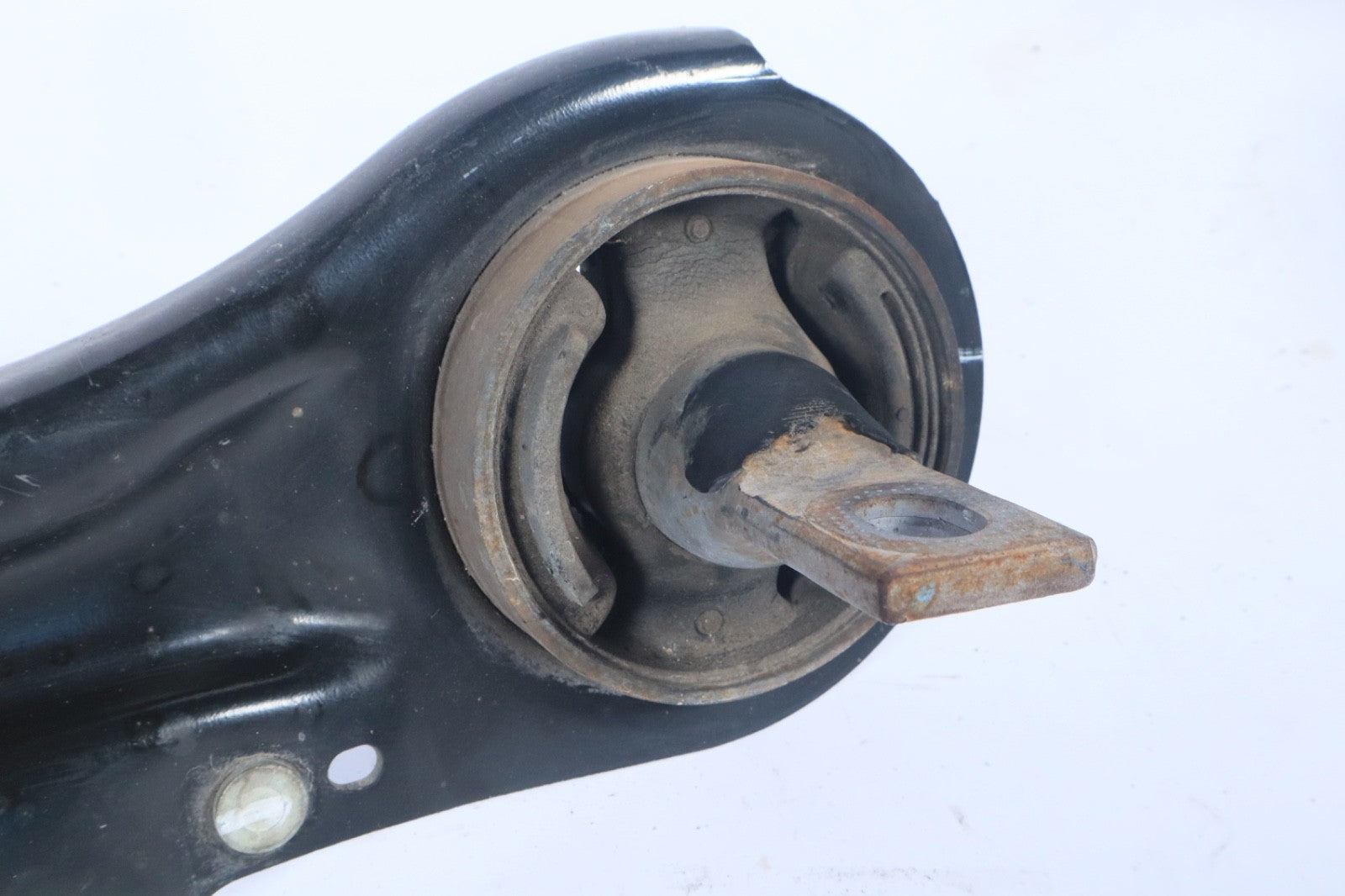2014-2017 HONDA ODYSSEY FWD REAR RIGHT TRAILING LOWER CONTROL ARM OEM