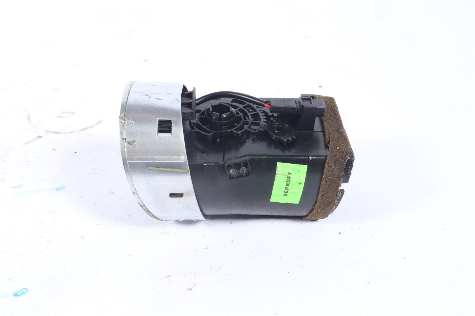 2006-2008 Audi A4 B7 Center Dash Air Vent Nozzle 8H0820951D OEM