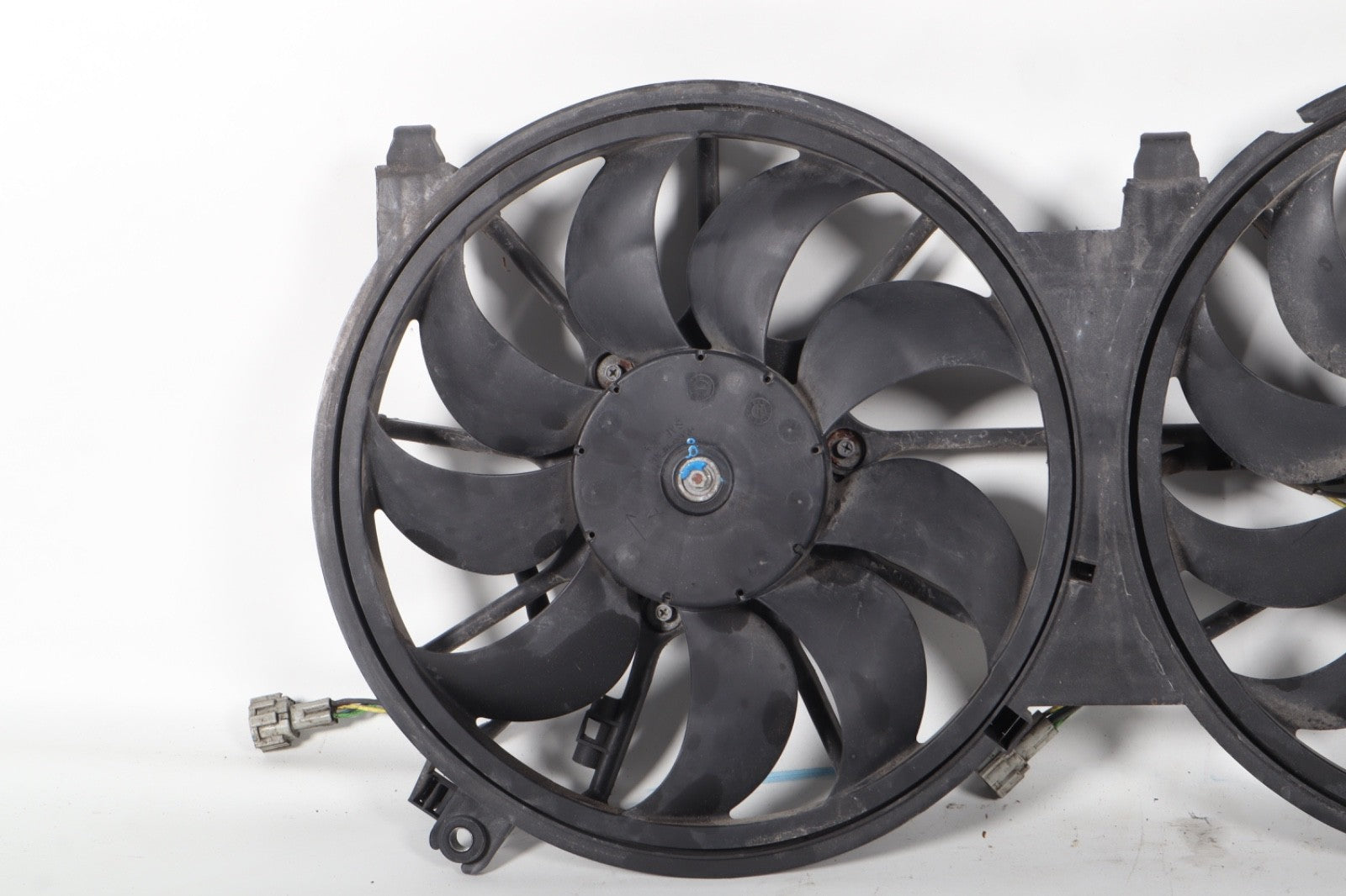 2017 NISSAN MAXIMA SV 3.5L ENGINE RADIATOR COOLING FAN OEM