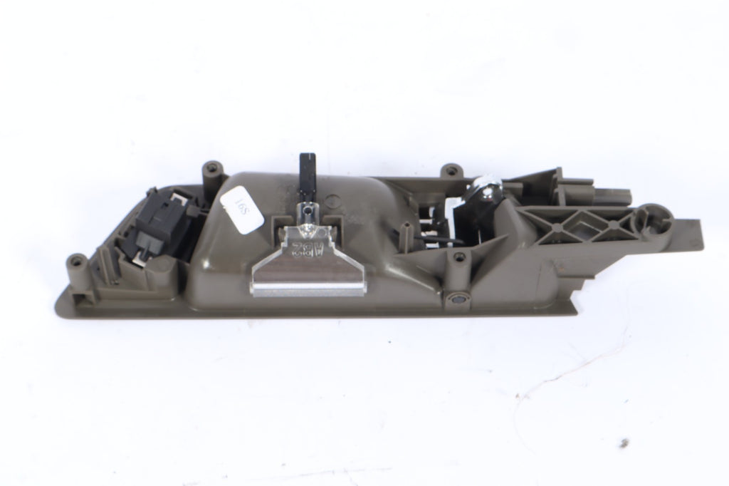 2009-2017  AUDI Q5 INTERNAL OPENING HANDLE INNEER DOOR HANDLE REAR RIGHT OEM
