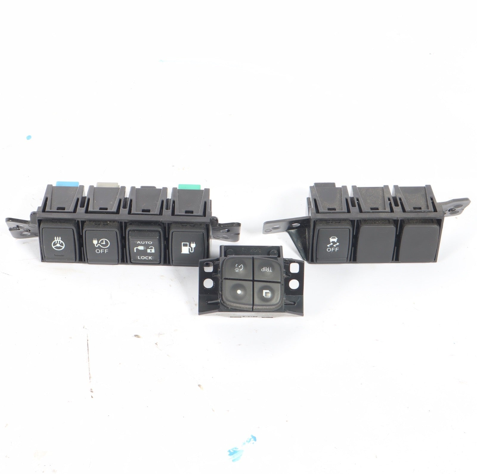 2013 - 2017 Nissan Leaf Autolock Electric Charge Heated Port Lid Buttons Set OEM