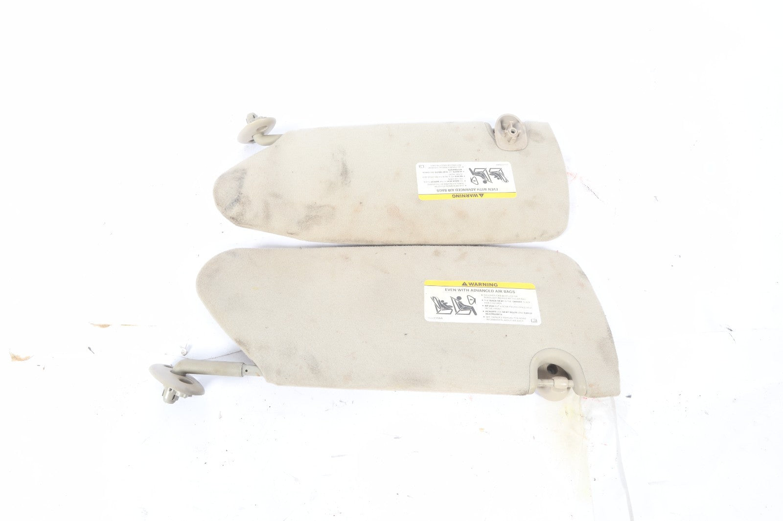 2001-2007 CHRYSLER TOWN COUNTRY DODGE CARAVAN LIGHTED SUN VISORS MIRRORS OEM