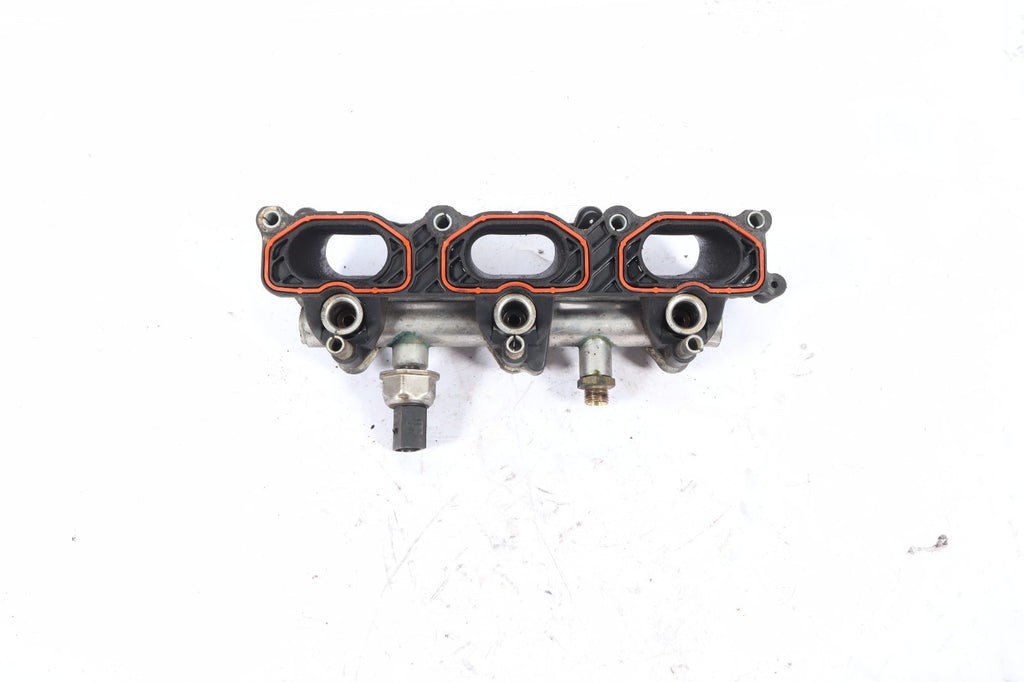 2010 AUDI Q5 3.2L CALB FSI ENGINE LEFT LOWER INTAKE MANIFOLD DIFFUSER OEM