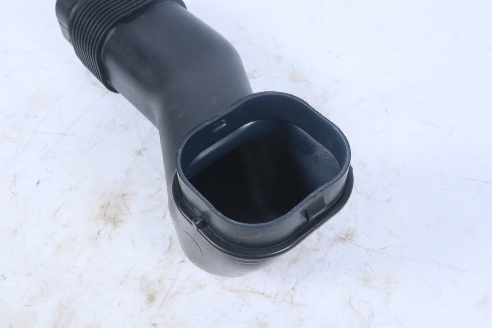 2018-2022 ALFA ROMEO STELVIO 2.0L AIR INTAKE TUBE PIPE OEM