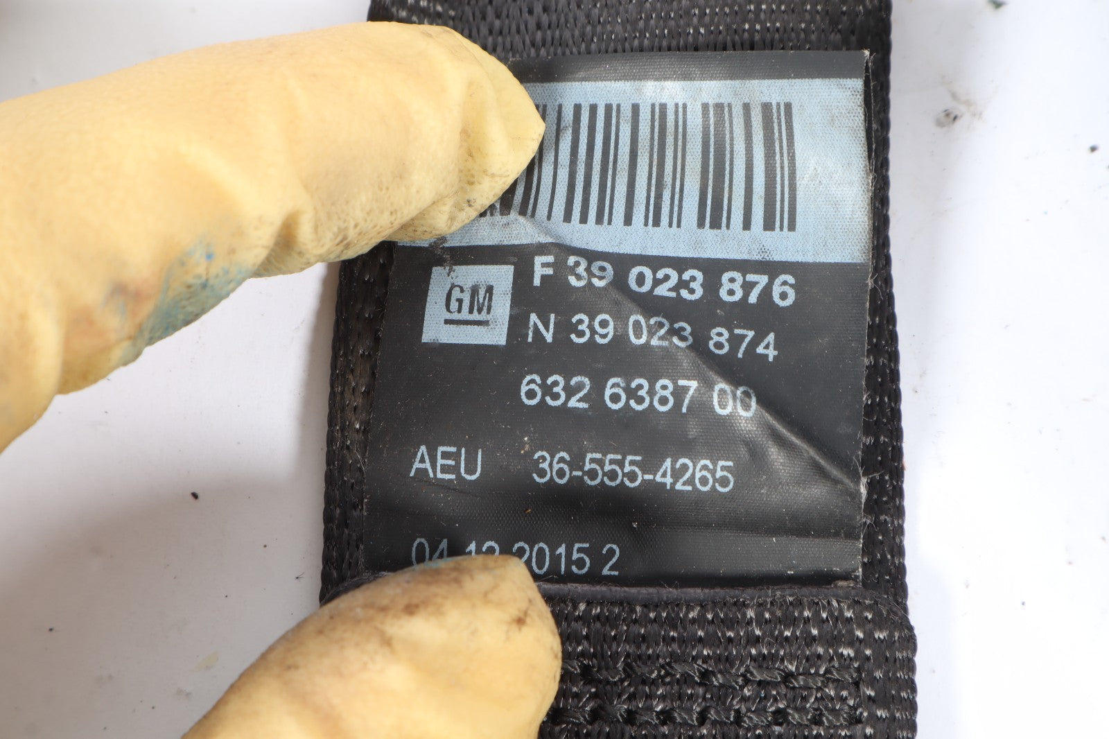 2016–2019 BUICK CASCADA REAR LEFT SIDE SEAT BELT BLACK ASSEMBLY OEM 632738300