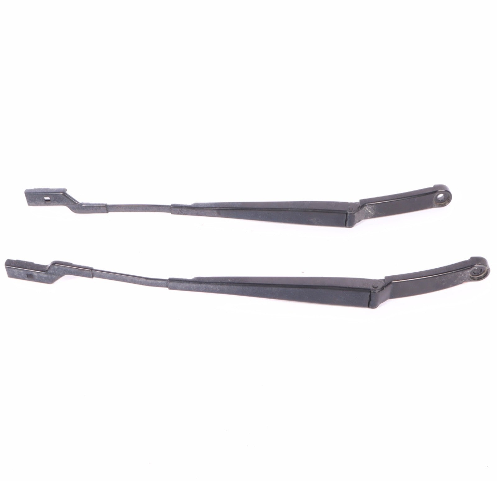 2016-2019 Buick Cascada  Wiper Arm SET OF 2 97036203 OEM