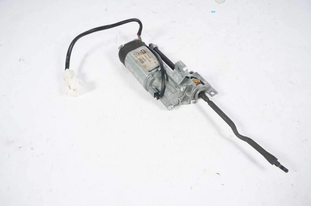 04-09 Mercedes-Benz CLK350 Steering Column Adjustment Motor Valeo OEM 6418138