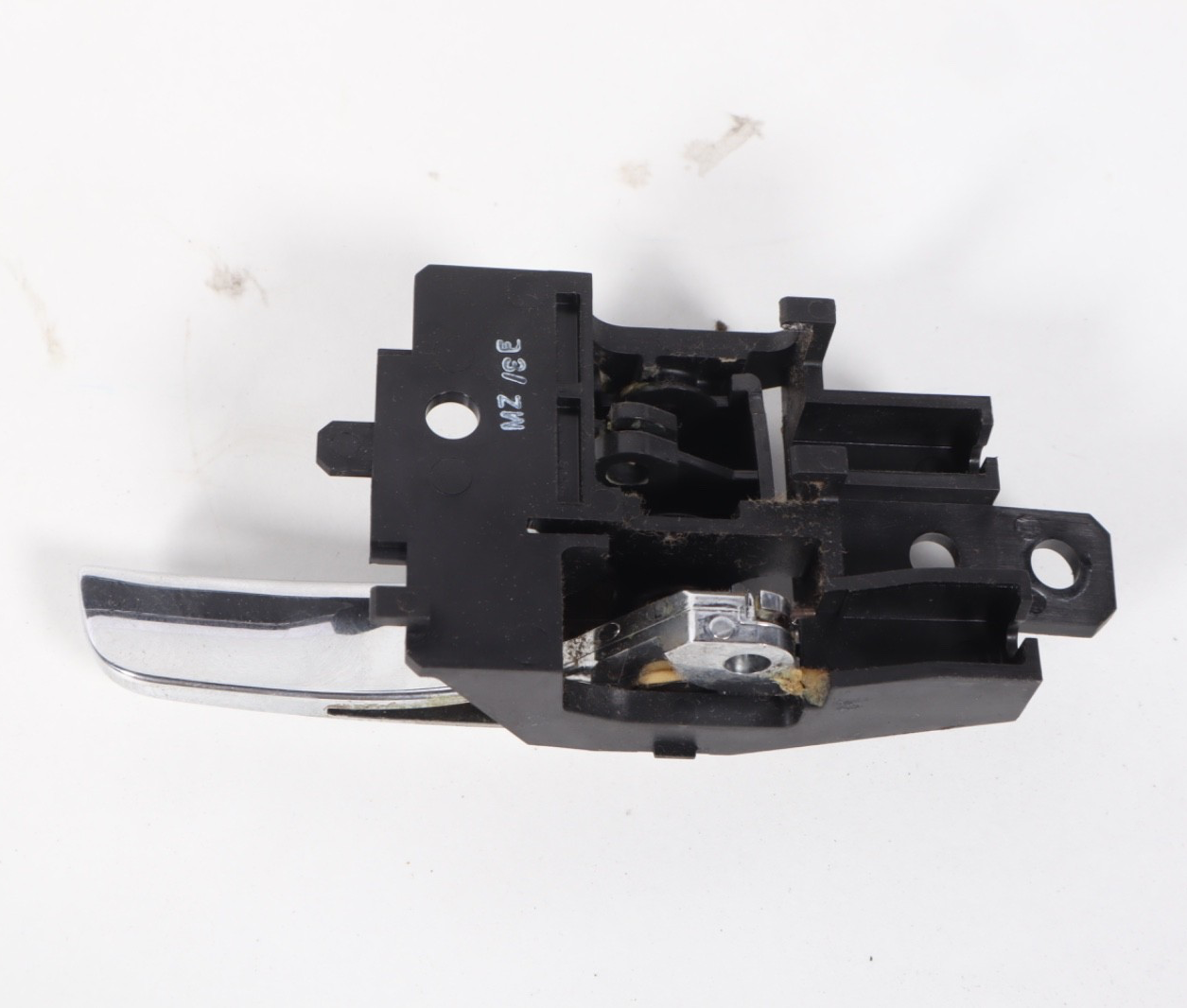 2011-2023 MITSUBISHI OUTLANDER SPORT FRONT LEFT INTERIOR DOOR PANEL HANDLE OEM