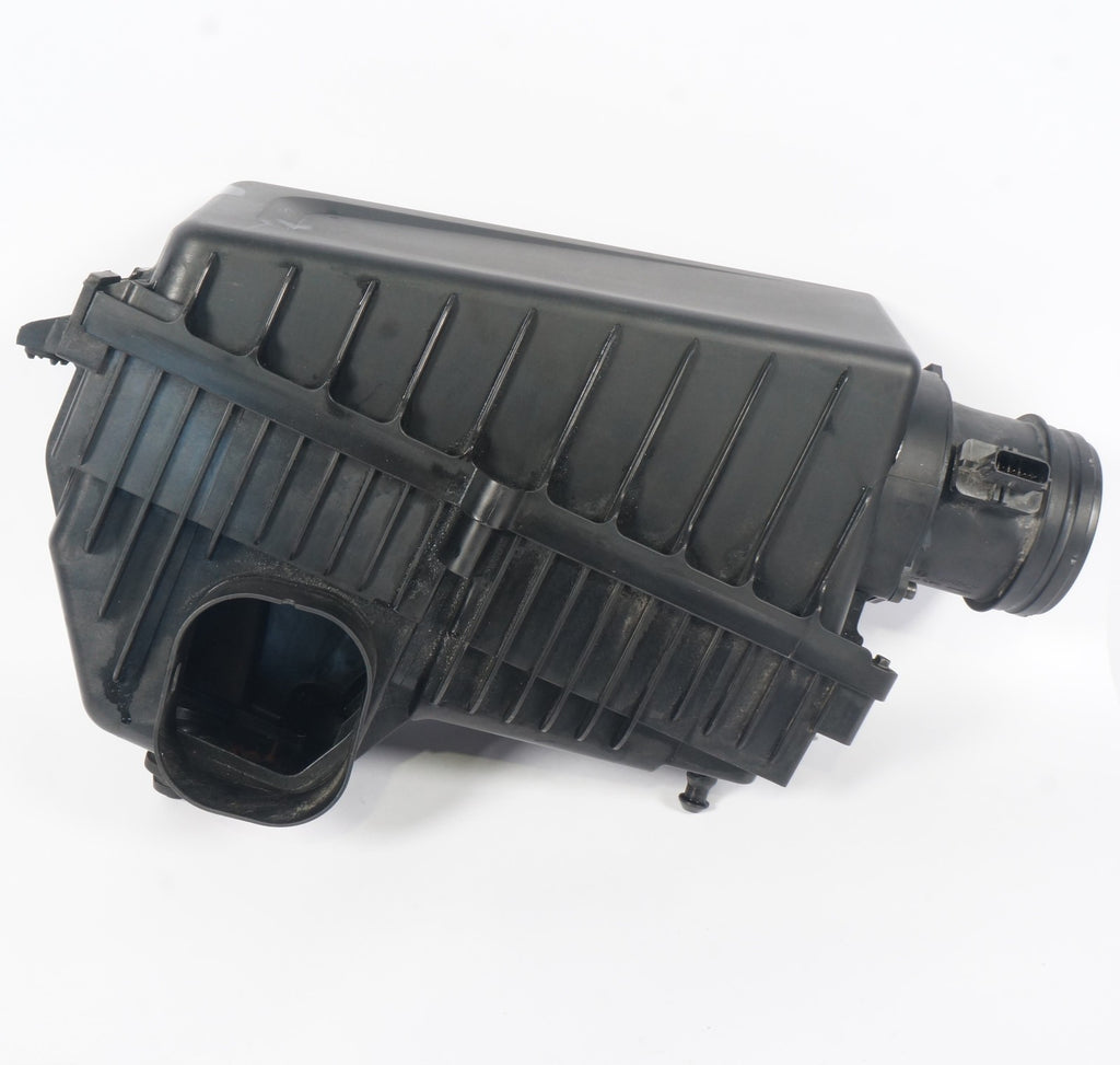 2018-2025 ALFA ROMEO STELVIO 2.0L ENGINE AIR CLEANER HOUSING COVER OEM 50546941