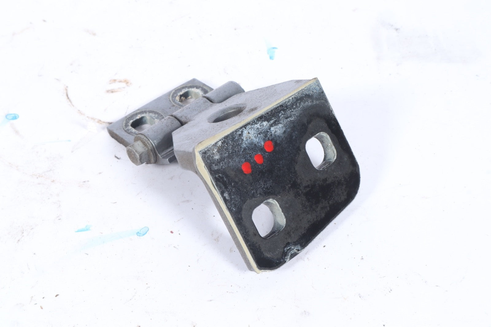 2004-2010 BMW X3 REAR LEFT DRIVER DOOR HINGE OEM 3402822