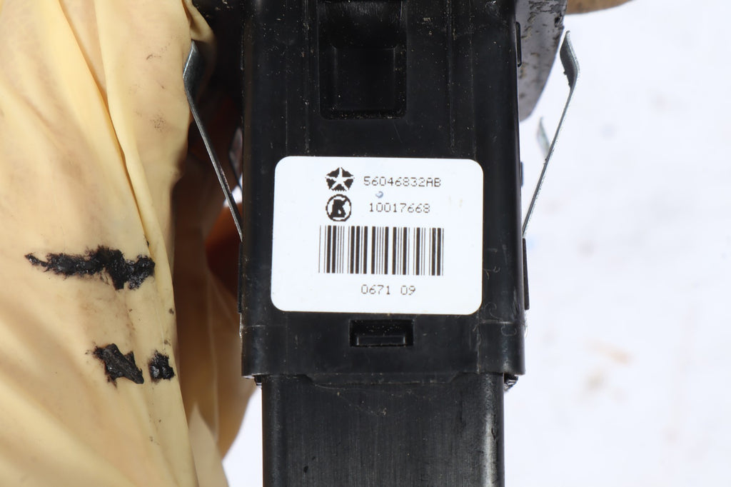 2014-2017 DODGE JOURNEY WINDOW SWITCH OEM 56046832AB