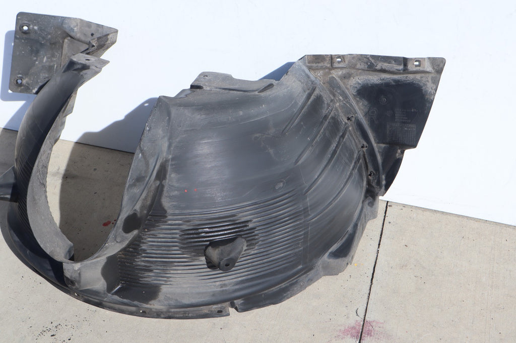 2007-2010 BMW X3 FRONT RIGHT PASSENGER SIDE ARCH LINER FOR ADDITION COOLER OEM