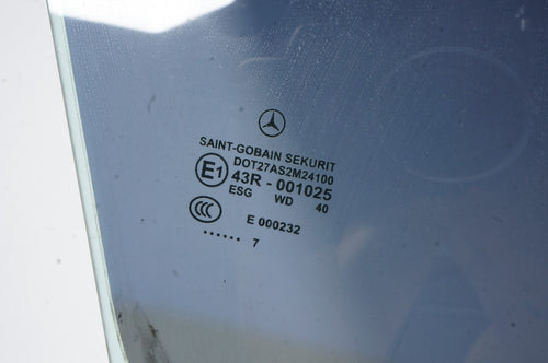 05-11 Mercedes R171 SLK280 SLK300 SLK55 Door Window Glass Front Right Side OEM