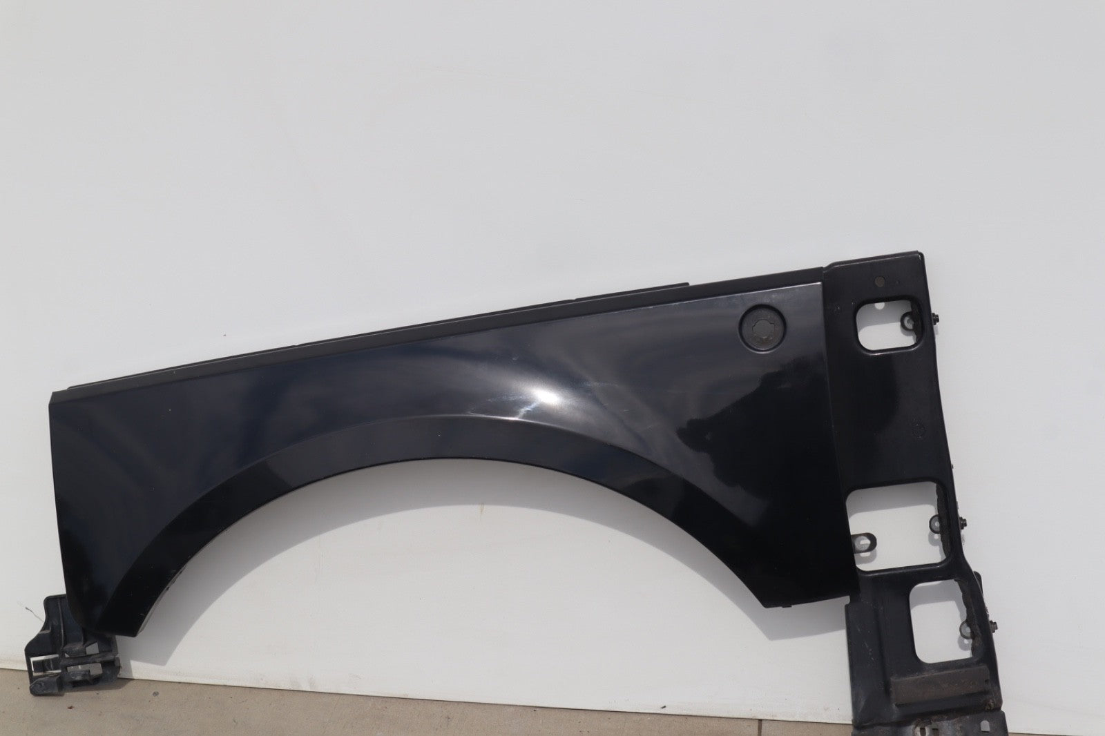 2006-2012 LAND ROVER RANGE ROVER LEFT FENDER  OEM