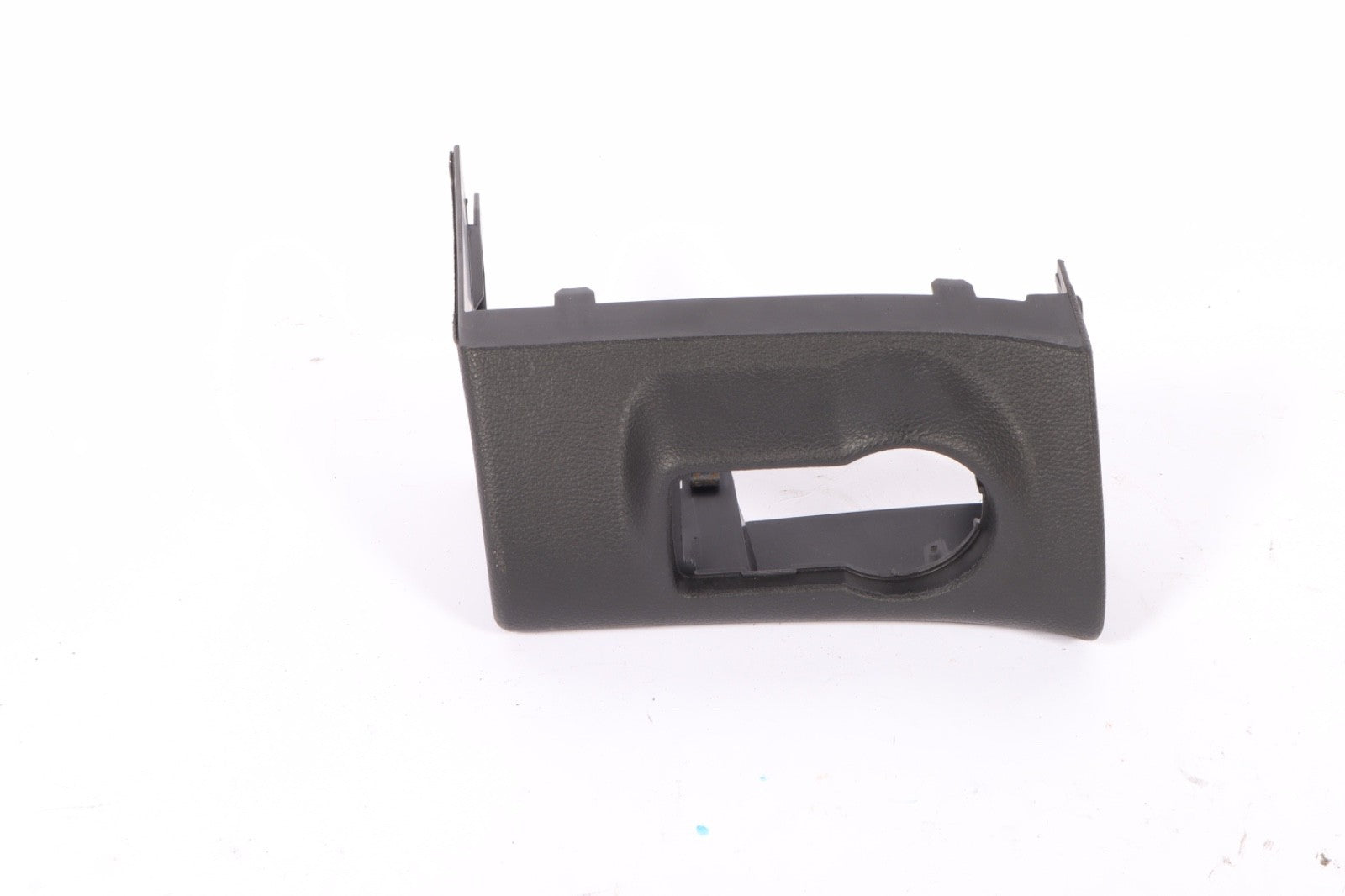 16-19 BUICK CASCADA PREMIUM Dashboard trim, lower left side 13406698 OEM