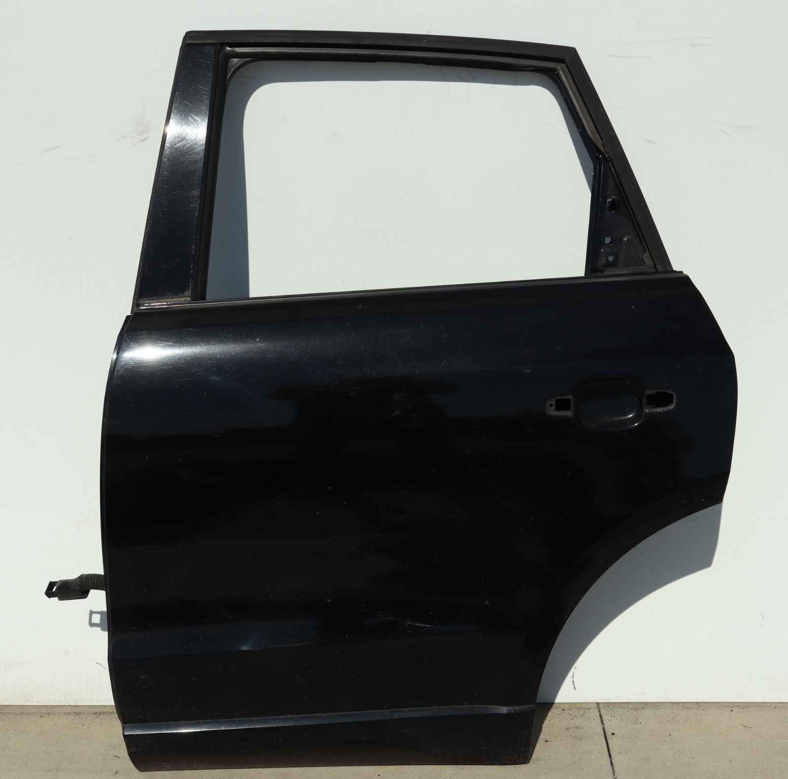 2009 - 2017 AUDI Q5 REAR LEFT  DOOR SHELL OEM ONLY PICK UP!!!
