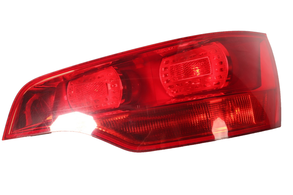 2007-2009 Audi Q7 Tail Light Taillight Lamp Rear Right Passenger Side OEM