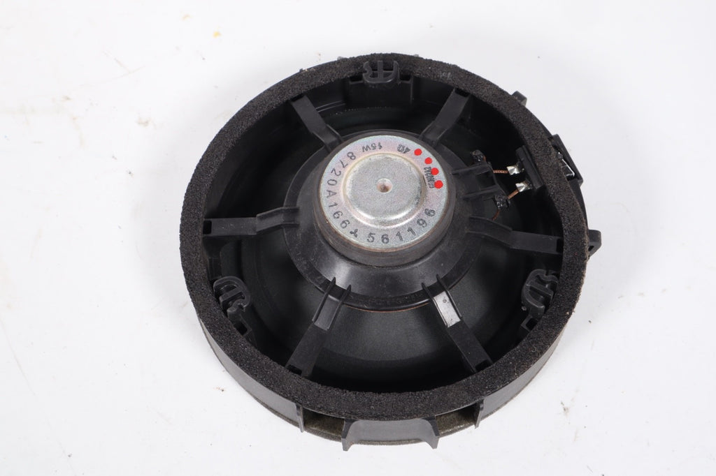 2008 - 2019 MITSUBISHI OUTLANDER REAR RIGHT SIDE DOOR PANEL AUDIO SPEAKER OEM