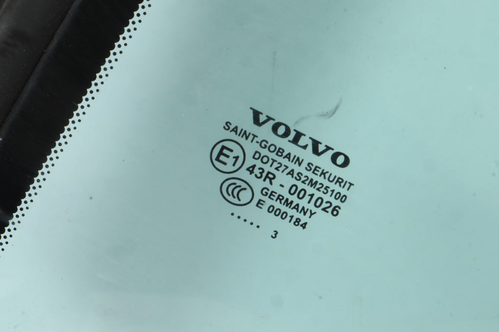 2006-2013 VOLVO C70 REAR LEFT SIDE QUARTER WINDOW GLASS ASSEMBLY WINDOW OEM