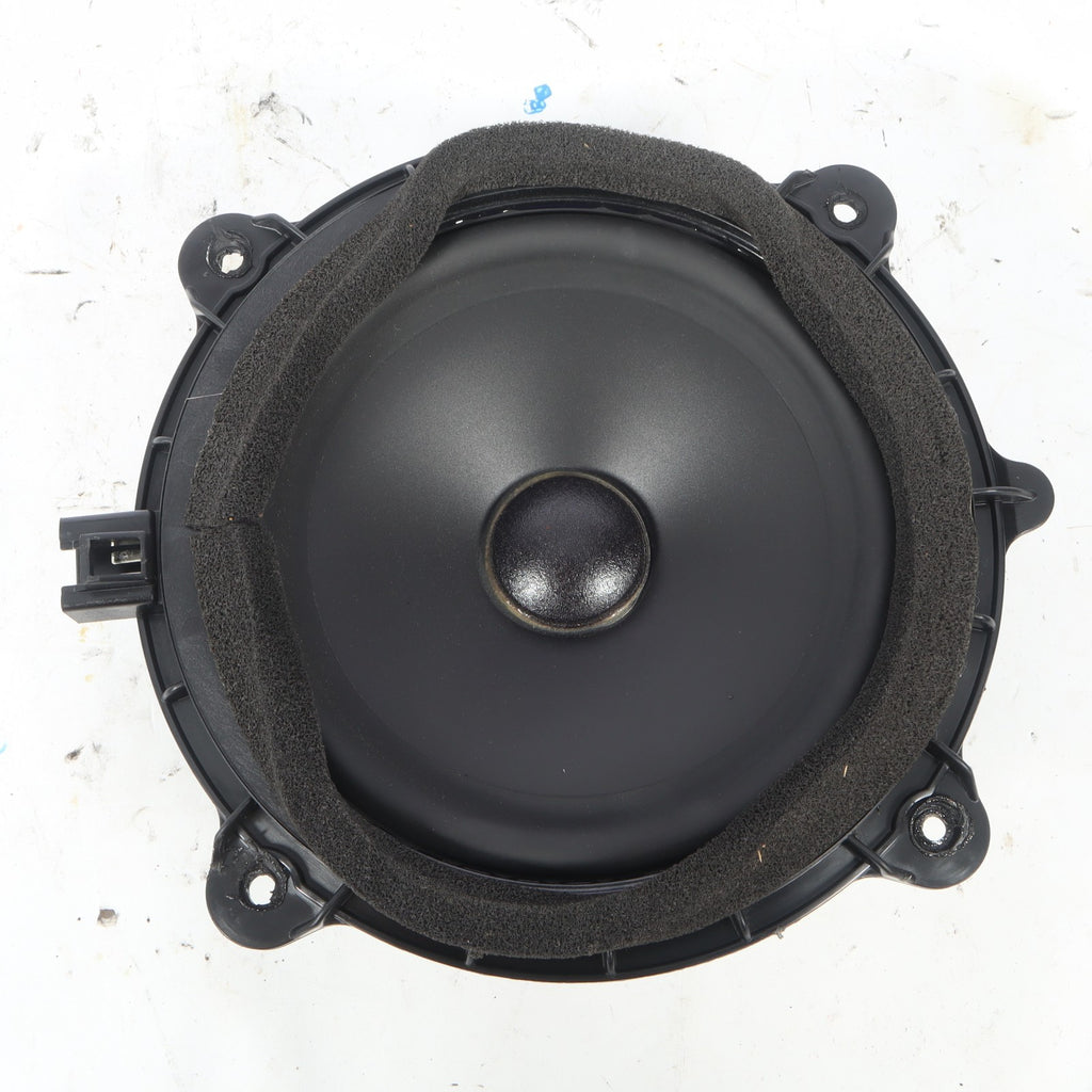 2006-2013 VOLVO C70 PREMIUM SOUND QUARTER PANEL SPEAKER OEM 8676935