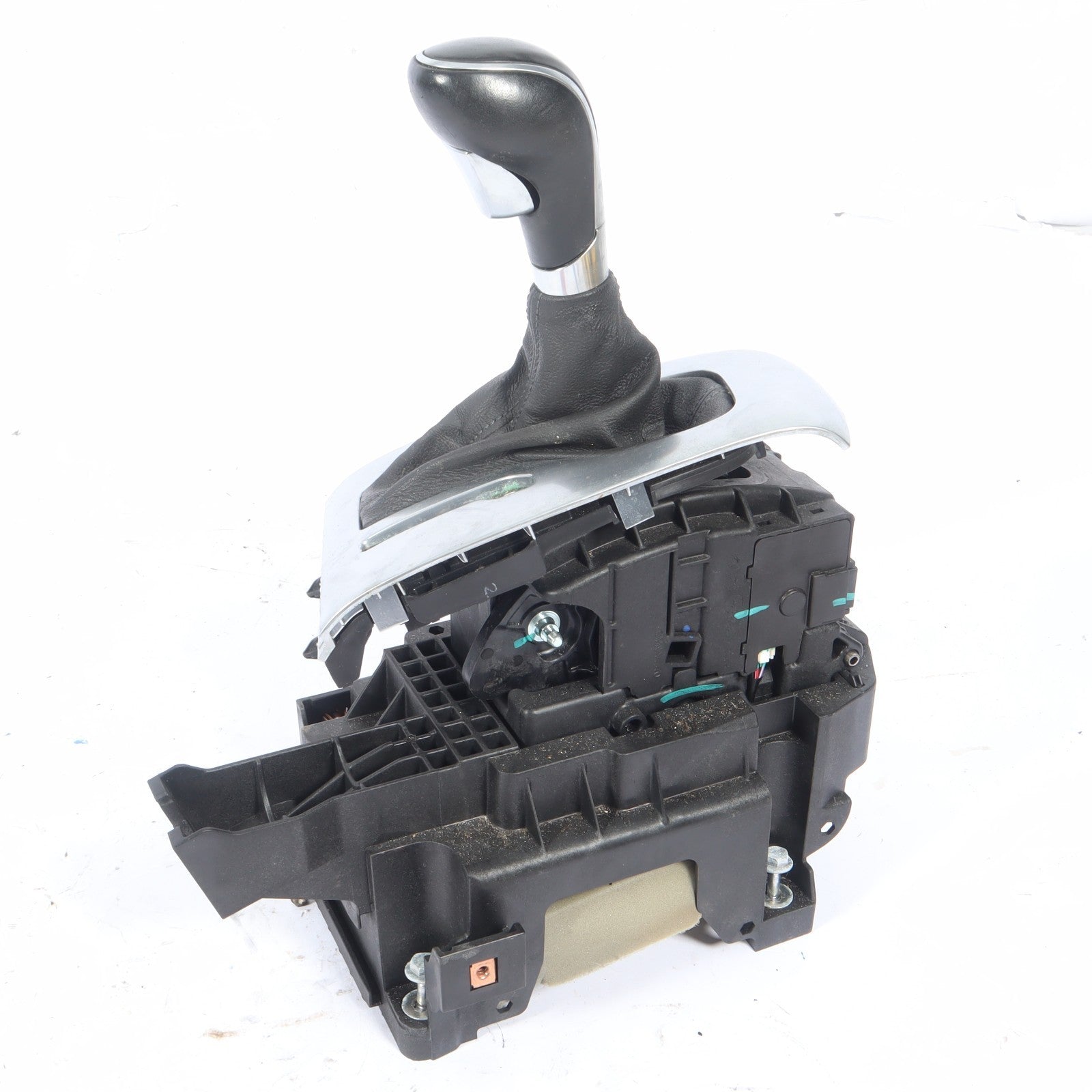 2016-2019 BUICK CASCADA AUTO TRANSMISSION GEAR SHIFTER SELECTOR KNOB OEM