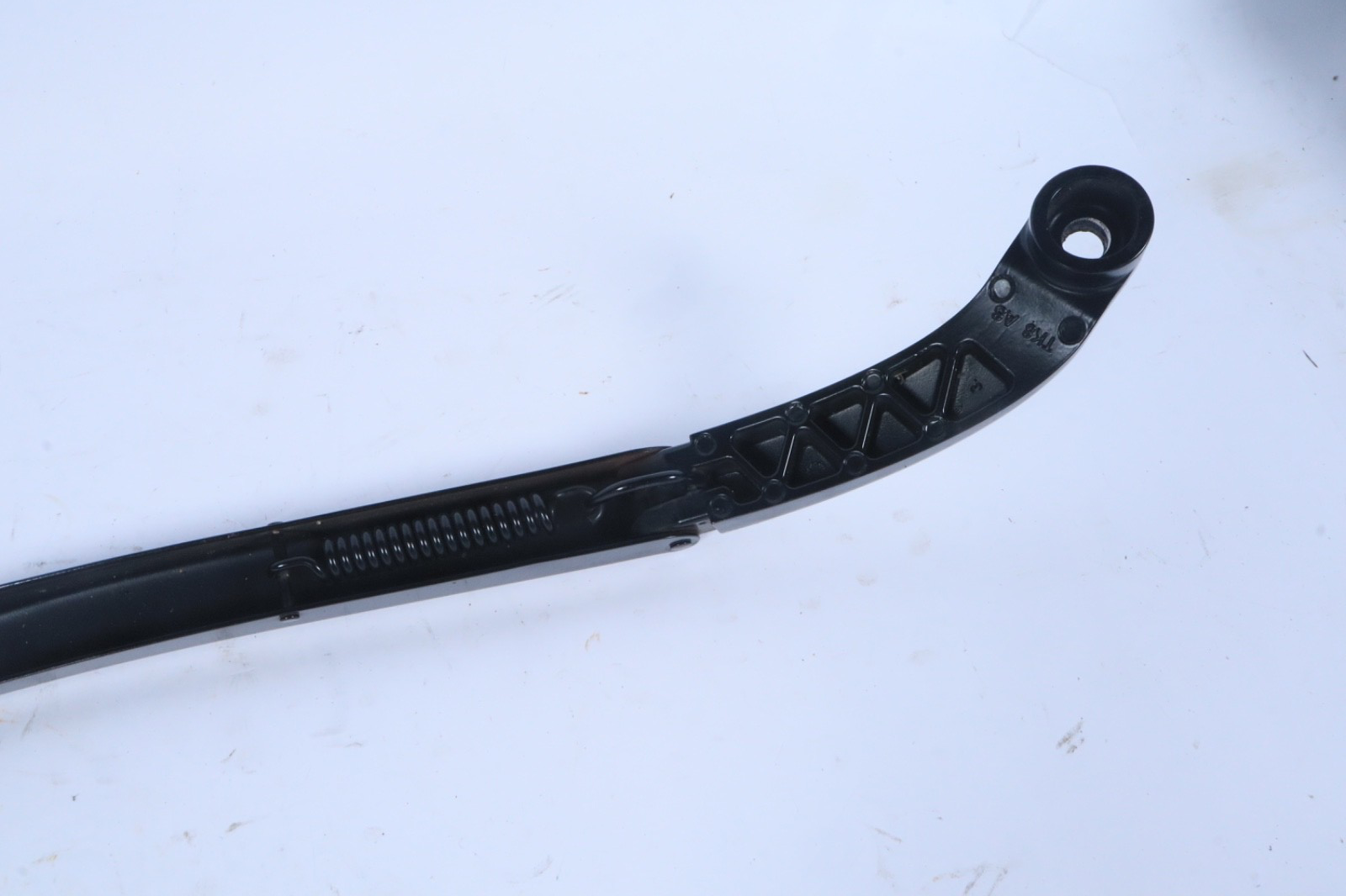 2014-2017 Honda Odyssey Front Right Side Windshield Wiper Arm 76610-tk8