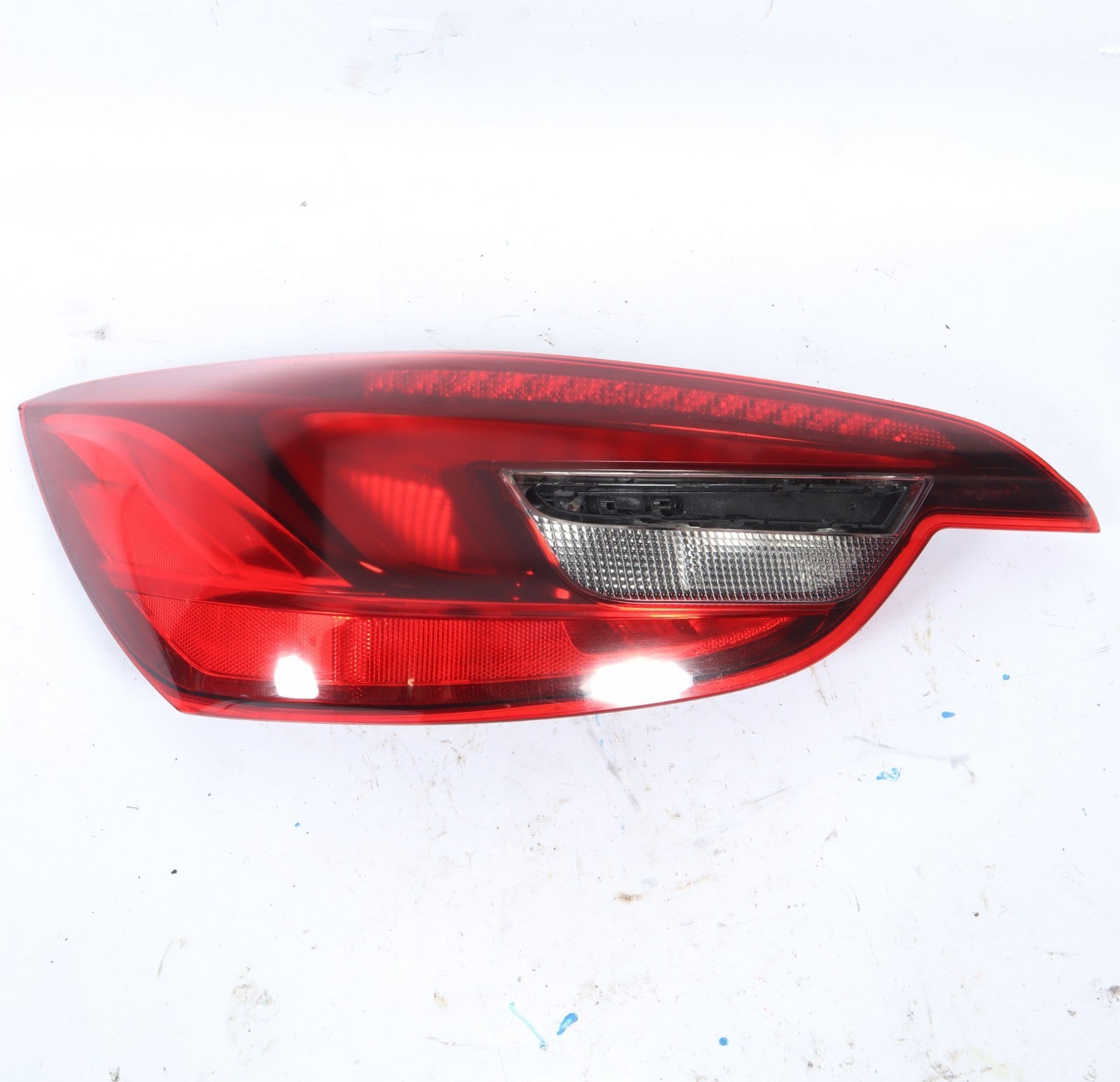 2016-2019 BUICK CASCADA REAR LEFT COMBINATION TAIL LIGHT LAMP ASSY OEM