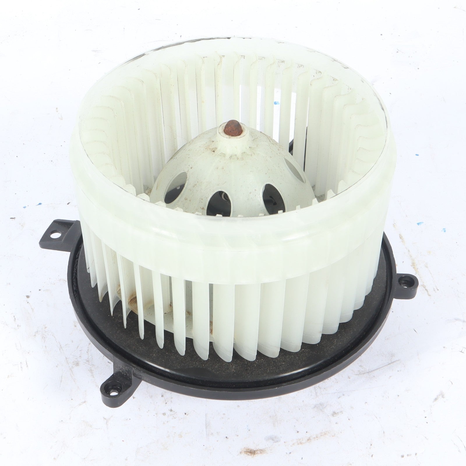 2016-2019 BUICK CASCADA HEATER FAN BLOWER MOTOR OEM