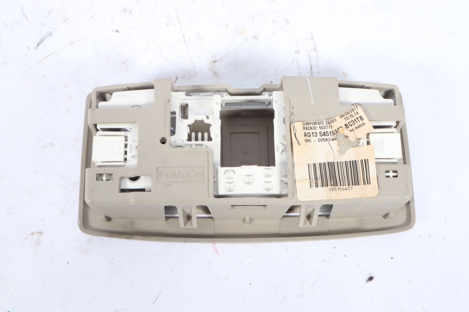 2010-2019 FORD TAURUS FRONT ROOF DOME LIGHT  OEM