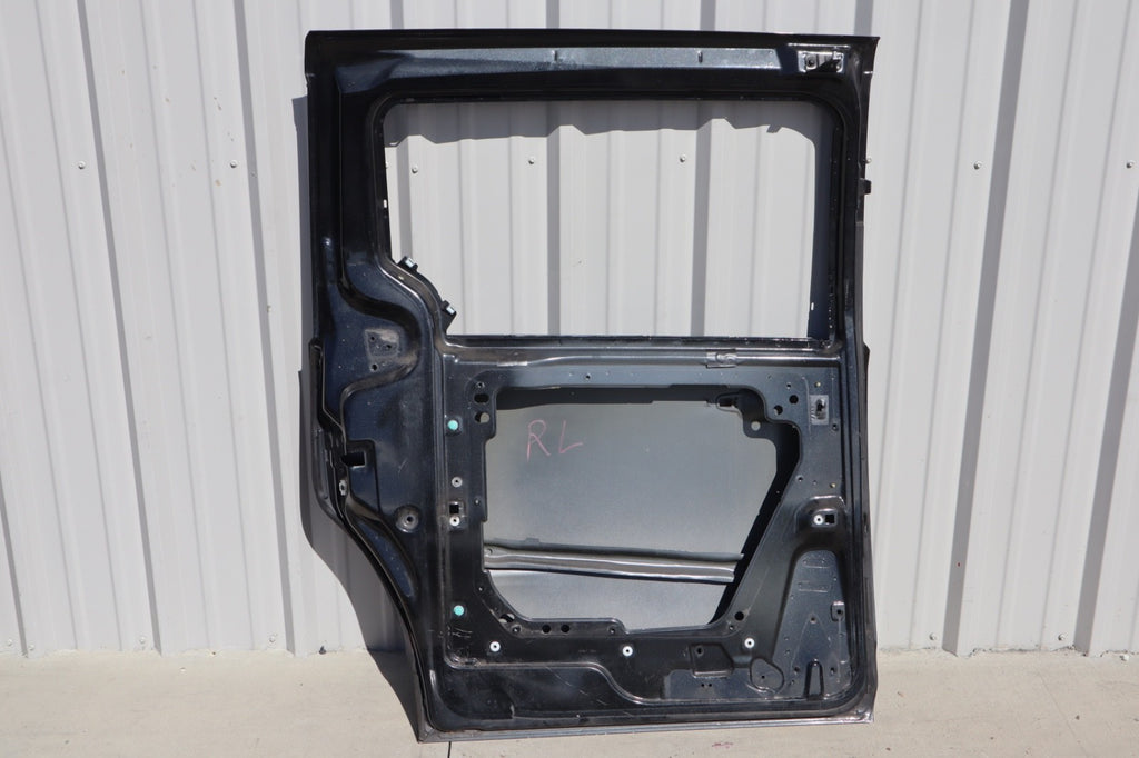 2011-2020 DODGE GRAND CARAVAN REAR LEFT SIDE DOOR SHELL OEM ONLY PICK UP!!!