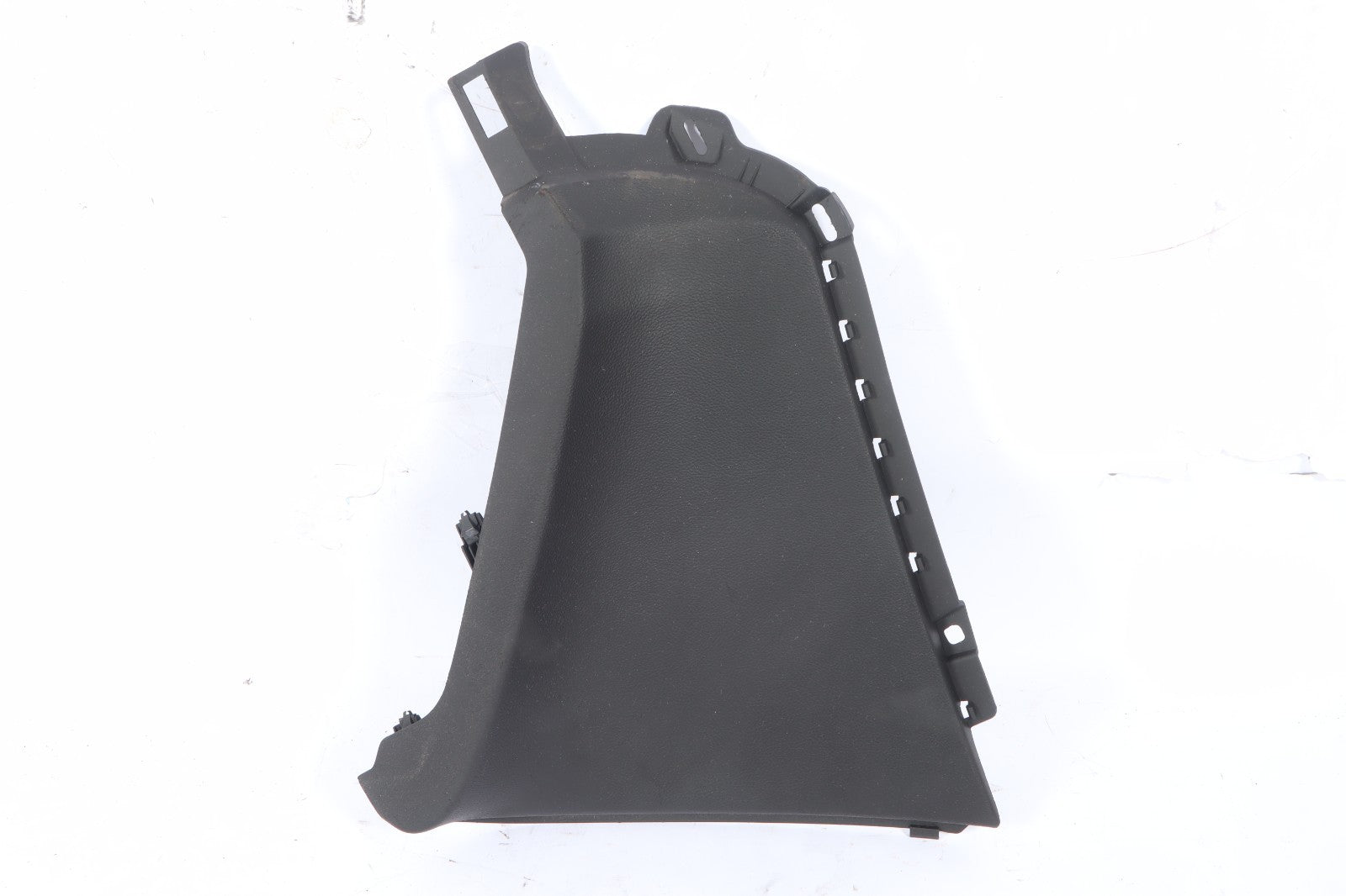 2016–2019 BUICK CASCADA RIGHT INSTRUMENT PANEL EXTENSION TRIM 39011409 OEM