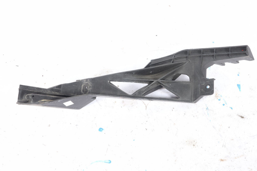 2011-2020 DODGE GRAND CARAVAN FRONT LEFT DRIVER SIDE FENDER BRACKET SUPPORT OEM