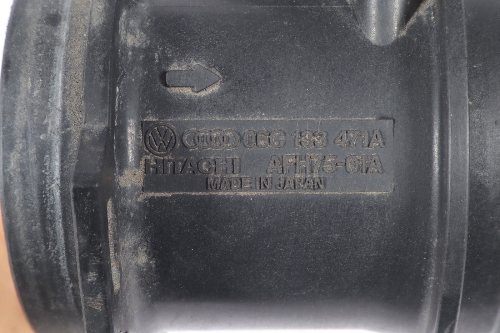 2002-2006 Audi A4 3.0L MASS Air Flow Meter 06C133471A OEM