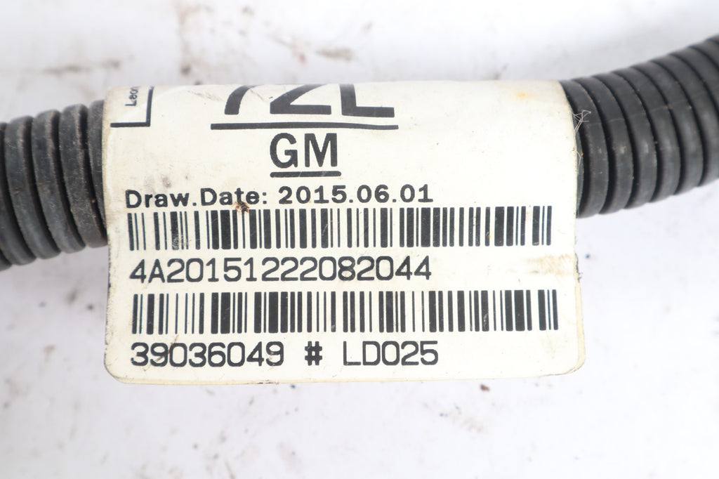 2016-2019 BUICK CASCADA FRONT BUMPER WIRING HARNESS PARKING HAS DAMAGE 39036049