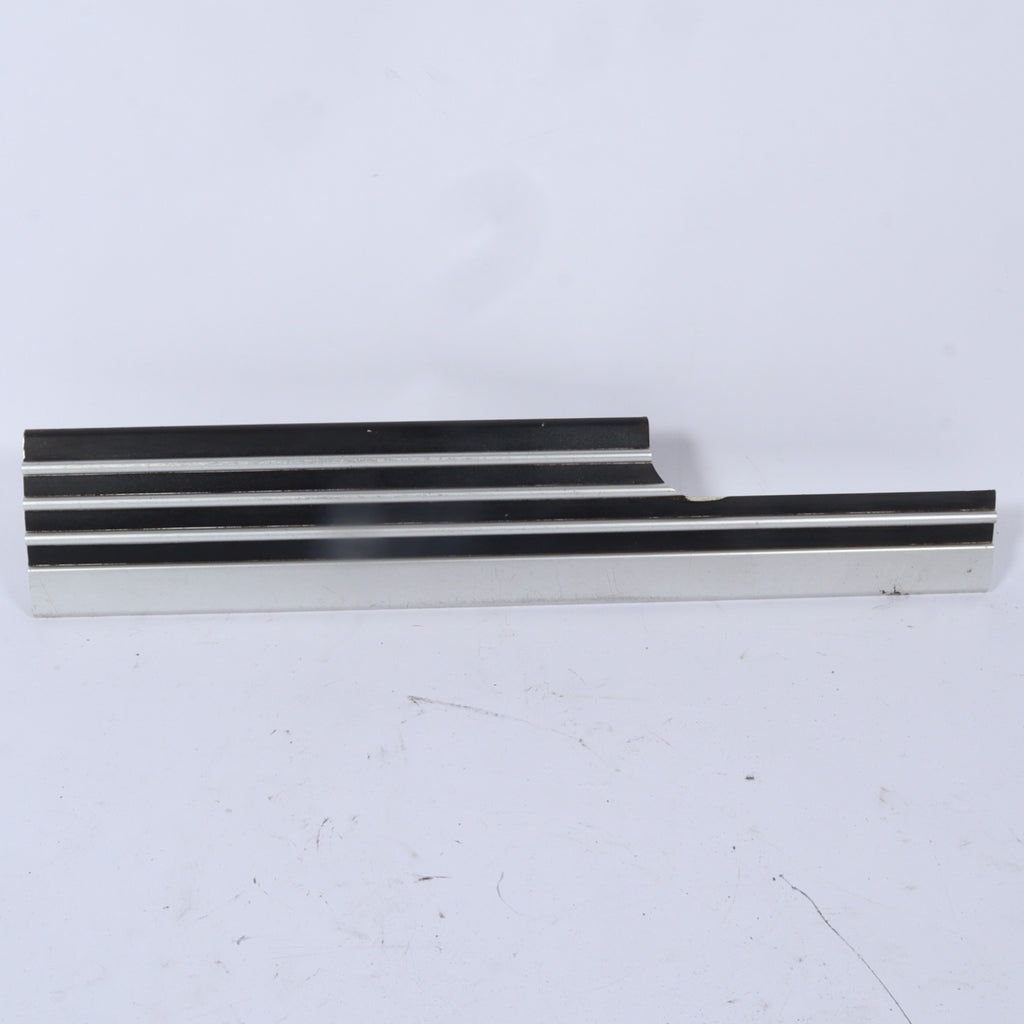 2006-2009 Land Rover Range Rover Front Right Side Door Sill Scuff Panel OEM