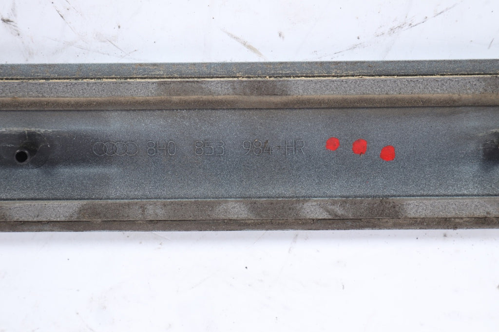 02-09 AUDI A4 S4 B6/7 CONVERTIBLE QUARTER PANEL MOLDING RIGHT REAR OEM 8H0853984