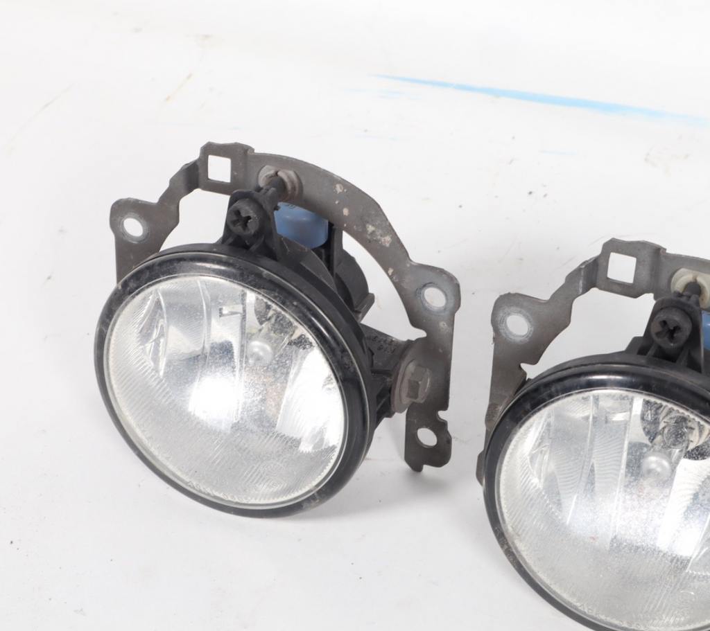 2010-2015 Mitsubishi Outlander Front Left & Right Side Fog Light Assembly OEM