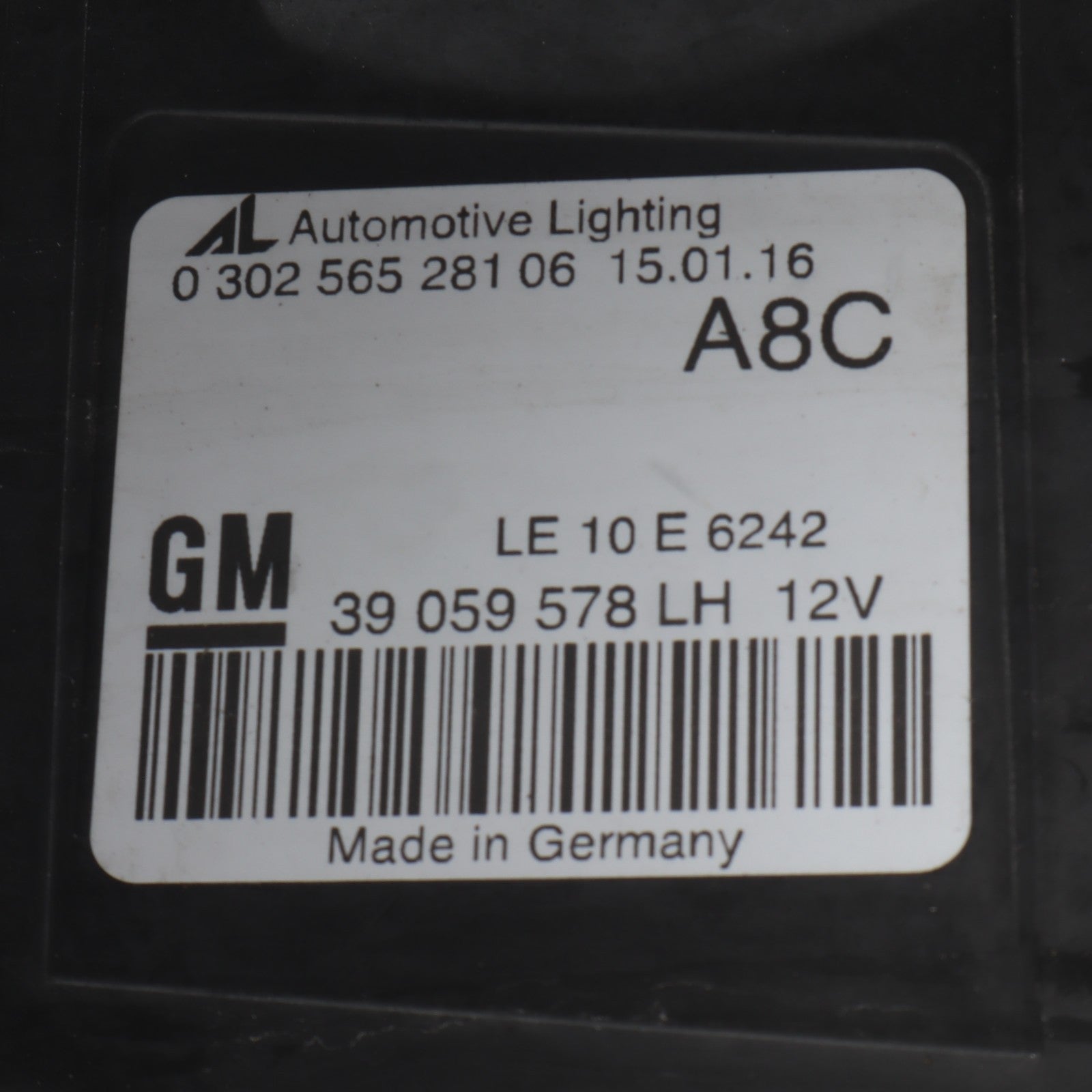 2016-2019 BUICK CASCADA FRONT LEFT XENON HEADLIGHT RH OEM 39059578