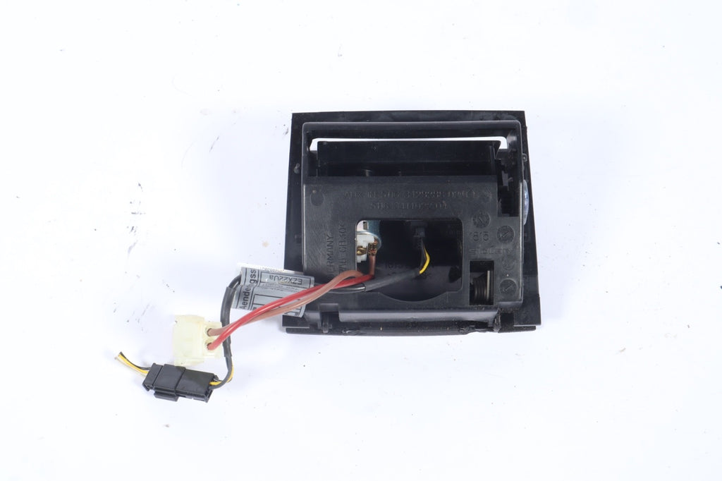 2004 -2010 BMW X3 E83 REAR CENTRE CONSOLE CIGARETTE LIGHER AUX PORT 3428288 OEM