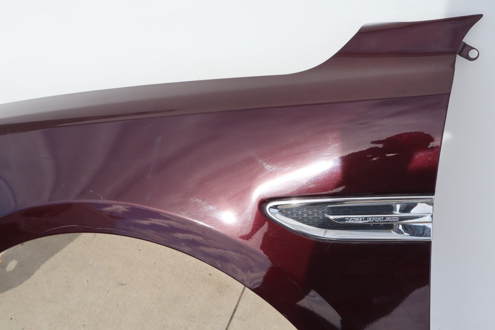 2010-2018 FORD TAURUS FRONT LEFT LH SIDE FENDER OEM ONLY PICK UP!!!
